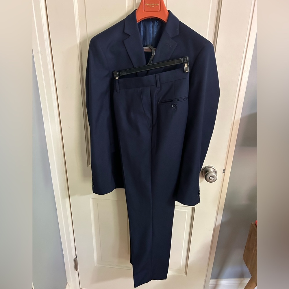 Georgio Fiorelli Navy Suit